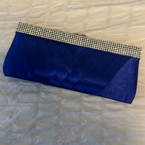 Royal Blue Rhinestone clutch!